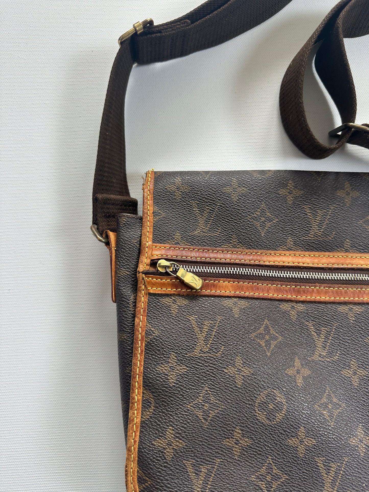 Louis Vuitton Umhängetasche