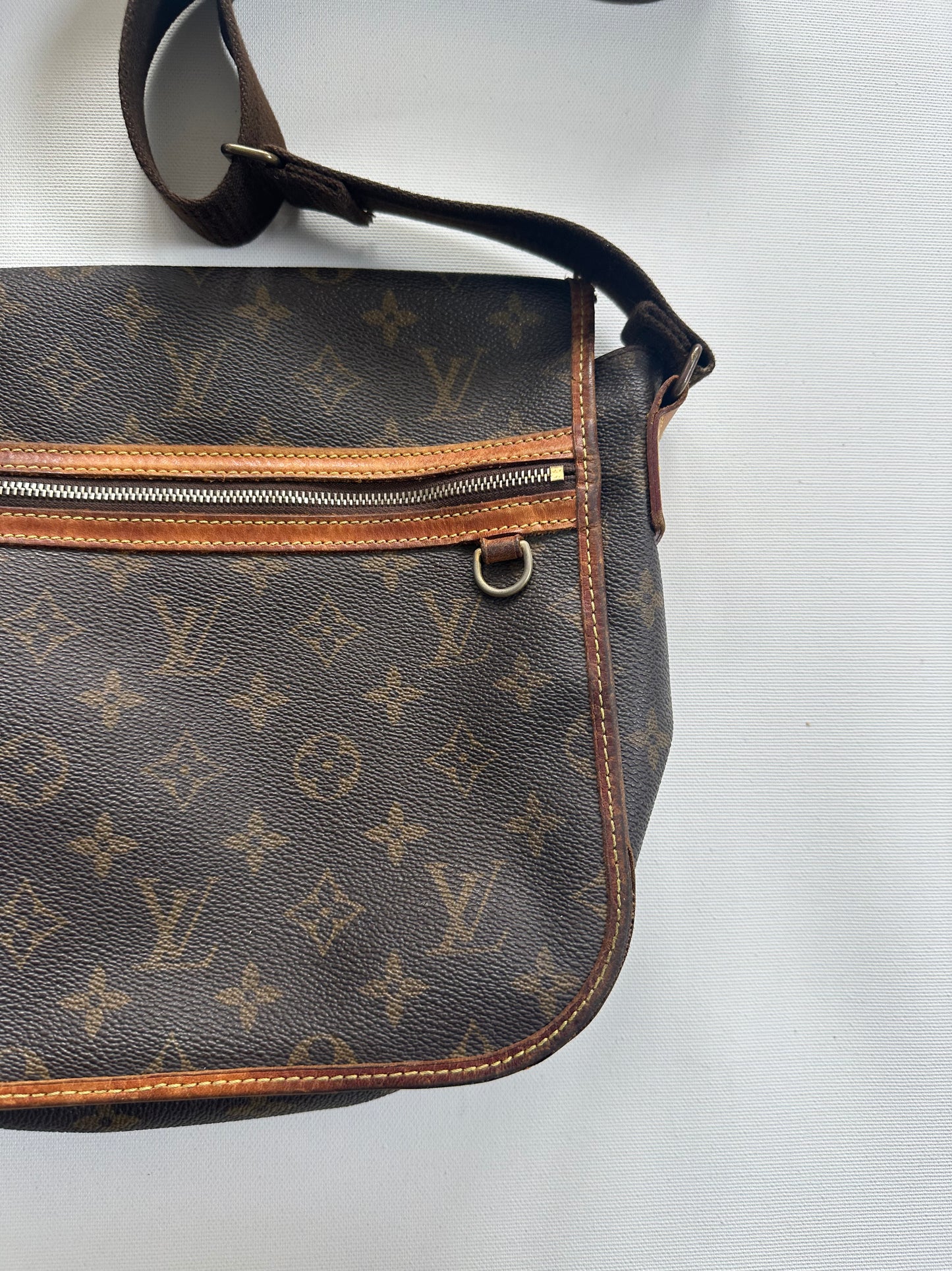 Louis Vuitton Umhängetasche