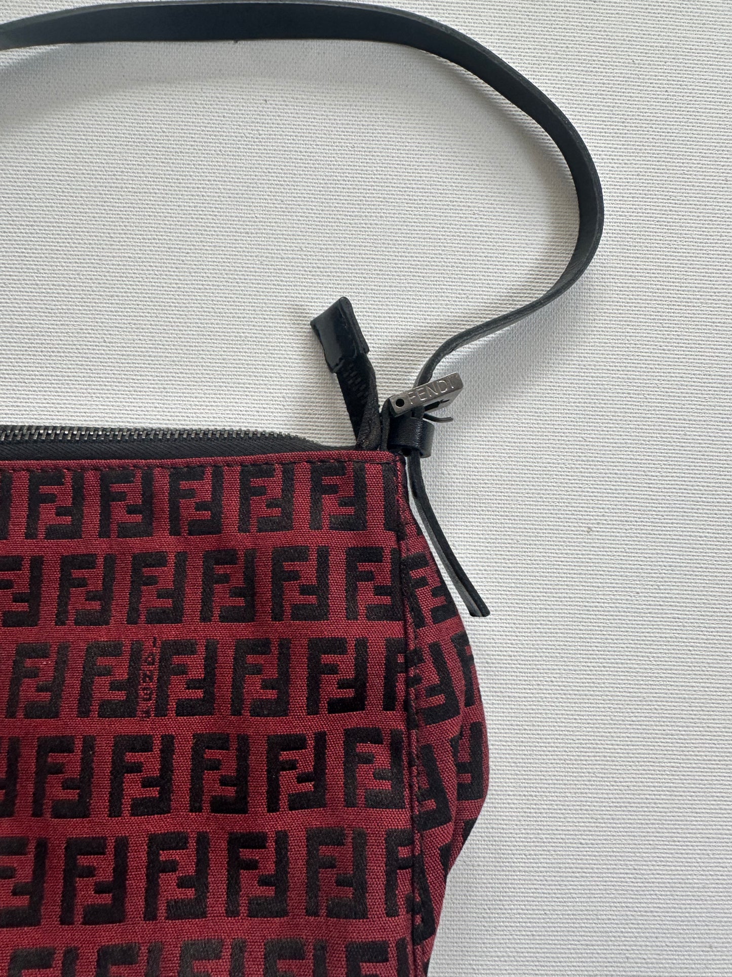 Fendi Tasche Weinrot